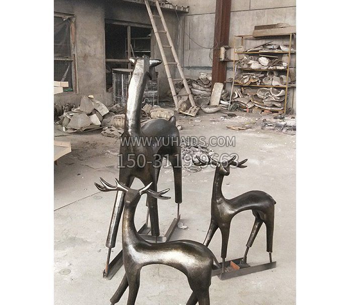 鑄銅梅花鹿動物銅雕擺件 鑄銅梅花鹿動物銅雕擺件