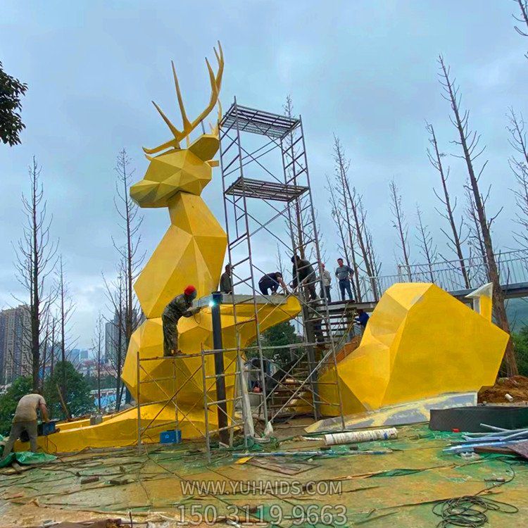 廣場大型幾何塊面長頸鹿雕塑 金屬商業街梅花鹿擺件