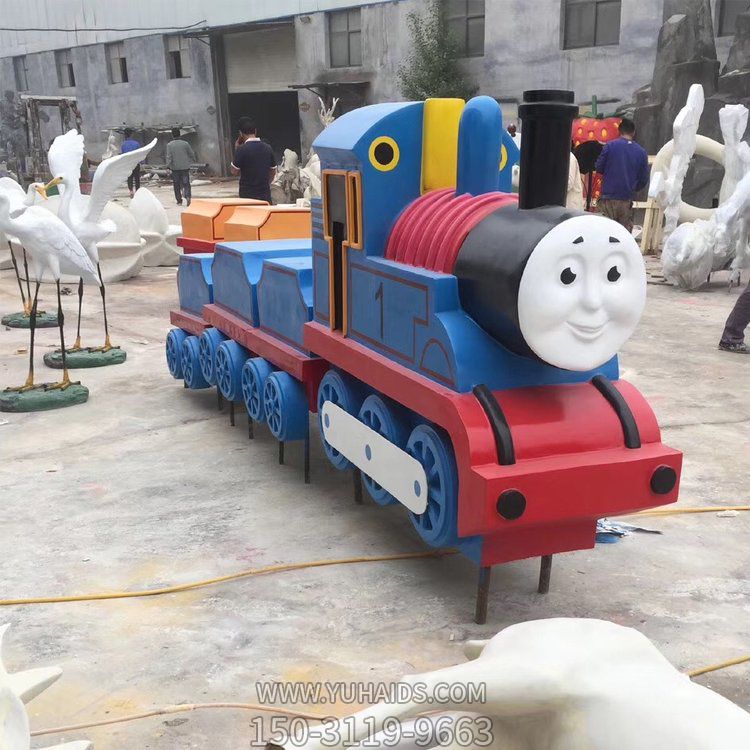 商場(chǎng)游樂(lè)園玻璃鋼托馬斯小火車(chē)雕塑
