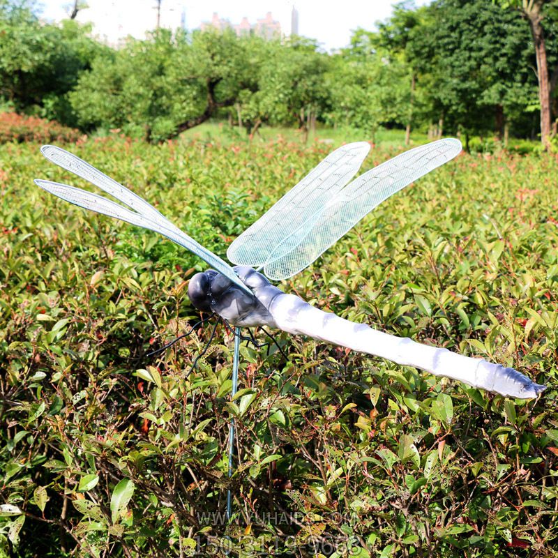 小區樂園彩繪仿真玻璃鋼蜻蜓雕塑