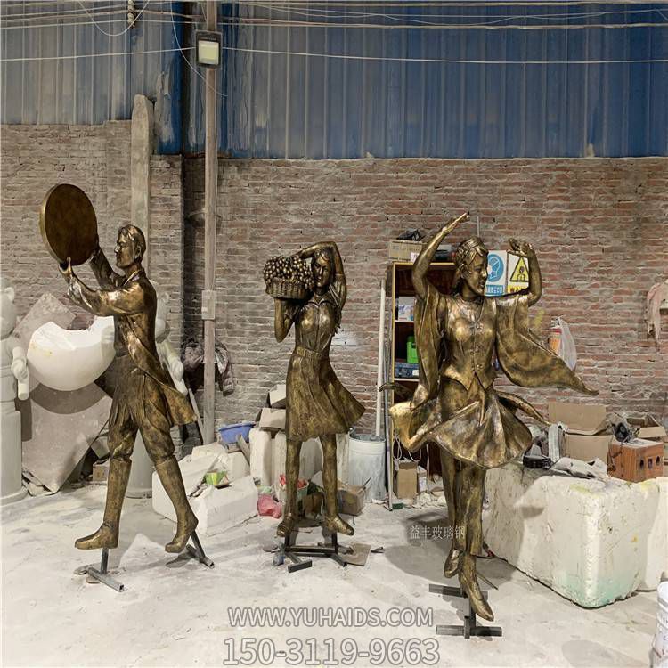 玻璃鋼仿銅戶(hù)外園林景觀(guān)跳舞的少數(shù)民族人物雕塑