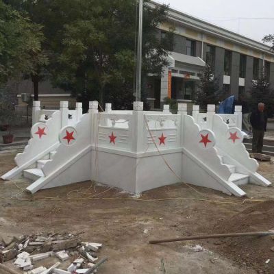 石雕旗臺(tái)圍欄 漢白玉旗臺(tái)護(hù)欄雕塑