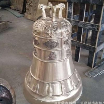 景區寺院擺放大型鑄造銅鐘雕塑