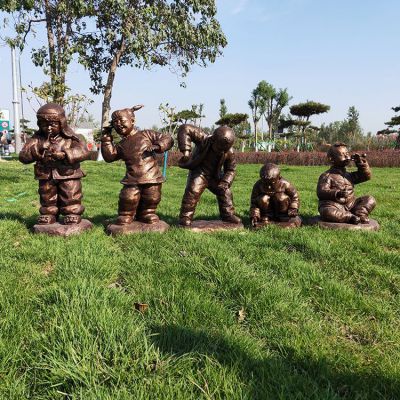 影響童趣小孩轉鐵環雕塑報價的因素有哪些？