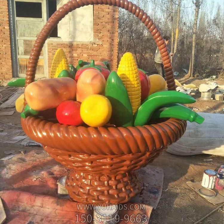 戶外園林大型蔬菜籃子雕塑