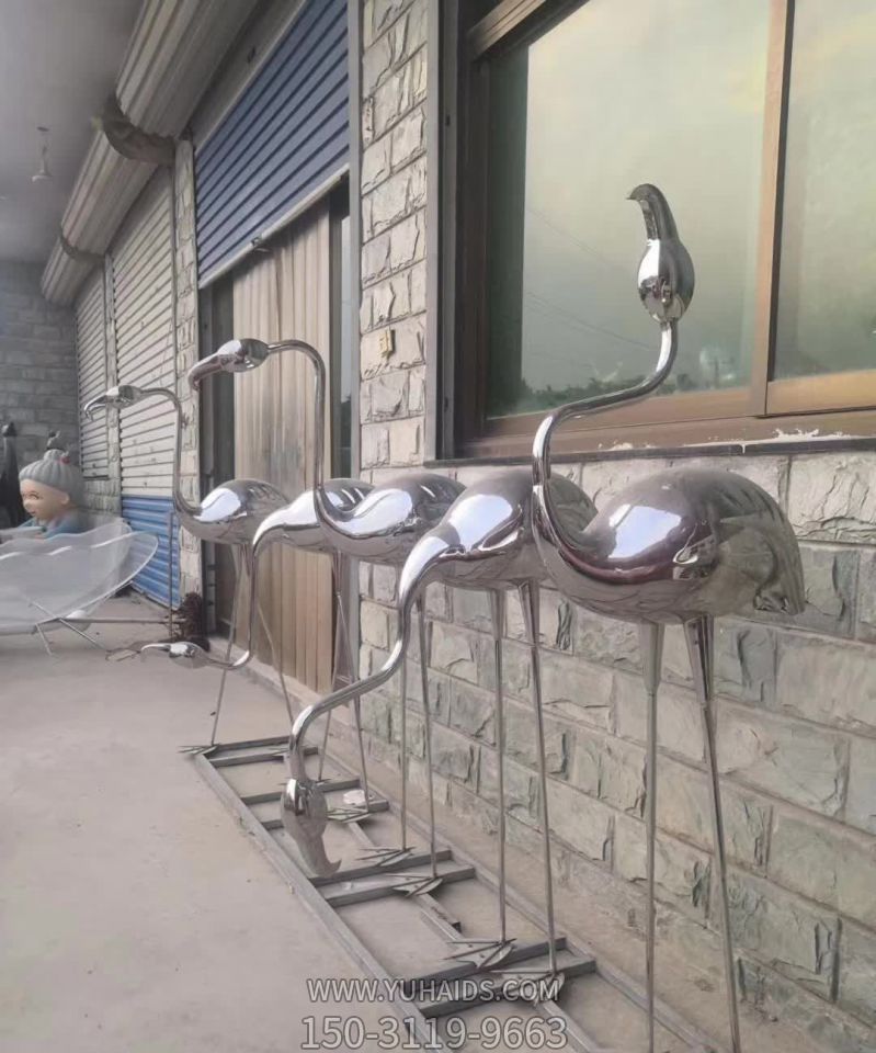 戶外廣場(chǎng)不銹鋼鏡面抽象火烈鳥雕塑 戶外廣場(chǎng)不銹鋼鏡面抽象火烈鳥雕塑