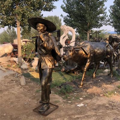 老農和水牛，玻璃鋼民俗生活人物雕塑