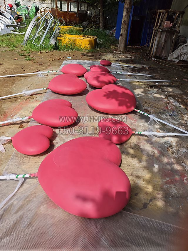 泡雕愛心插件雕塑