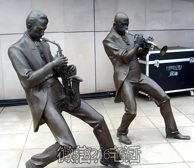 吹奏薩克斯廣場人物景觀銅雕吹奏雕塑