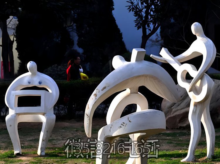 公園不銹鋼抽象樂隊雕塑