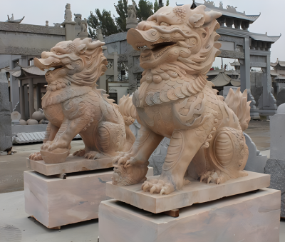 黃蠟石石雕神獸鎮(zhèn)宅招財(cái)麒麟雕塑小區(qū)別墅門口裝飾落地?cái)[件