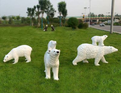 景區(qū)草坪景觀小品擺件玻璃鋼定制仿真動物北極熊雕塑